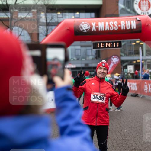 07.12.2025 - St. Pauli X-Mass-Run No. 15 Michael Strokosch http://msf.ph/oto/9363741 07.12.2025 12:14:09 Laufen 1919, 18, 14, 11, 5, 3689 meine-sportfotos.de