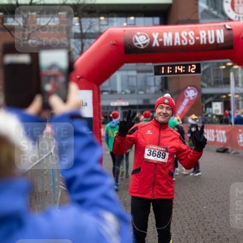 07.12.2025 - St. Pauli X-Mass-Run No. 15 Michael Strokosch http://msf.ph/oto/9363750 07.12.2025 12:14:10 Laufen 11, 14, 12, 1910, 15, 3689 meine-sportfotos.de