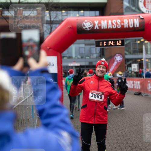 07.12.2025 - St. Pauli X-Mass-Run No. 15 Michael Strokosch http://msf.ph/oto/9363751 07.12.2025 12:14:10 Laufen 11, 14, 12, 1910, 5, 3689 meine-sportfotos.de