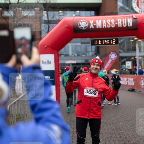 07.12.2025 - St. Pauli X-Mass-Run No. 15 Michael Strokosch http://msf.ph/oto/9363756 07.12.2025 12:14:10 Laufen 1910, 11, 14, 12, 15, 3689 meine-sportfotos.de