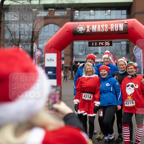 07.12.2025 - St. Pauli X-Mass-Run No. 15 Michael Strokosch http://msf.ph/oto/9363775 07.12.2025 12:14:35 Laufen 11, 14, 36, 4314, 4315, 3819, 1910 meine-sportfotos.de