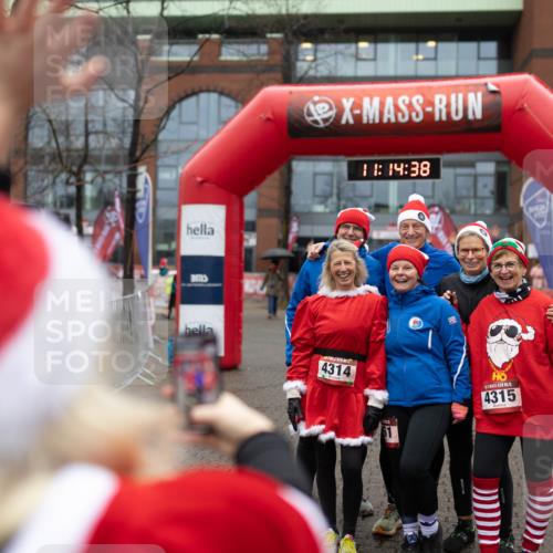 07.12.2025 - St. Pauli X-Mass-Run No. 15 Michael Strokosch http://msf.ph/oto/9363792 07.12.2025 12:14:36 Laufen 11, 14, 38, 4314, 4315, 3819, 191 meine-sportfotos.de