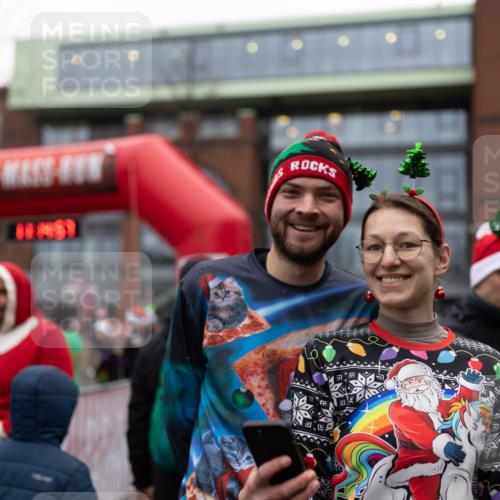 07.12.2025 - St. Pauli X-Mass-Run No. 15 Michael Strokosch http://msf.ph/oto/9363795 07.12.2025 12:14:55 Laufen  meine-sportfotos.de