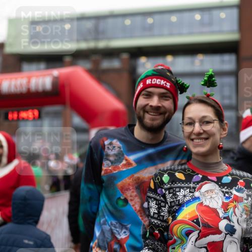 07.12.2025 - St. Pauli X-Mass-Run No. 15 Michael Strokosch http://msf.ph/oto/9363796 07.12.2025 12:14:55 Laufen  meine-sportfotos.de
