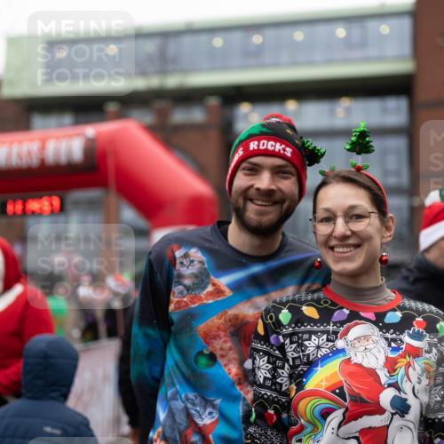 07.12.2025 - St. Pauli X-Mass-Run No. 15 Michael Strokosch http://msf.ph/oto/9363798 07.12.2025 12:14:55 Laufen  meine-sportfotos.de