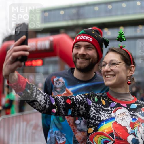 07.12.2025 - St. Pauli X-Mass-Run No. 15 Michael Strokosch http://msf.ph/oto/9363813 07.12.2025 12:15:06 Laufen  meine-sportfotos.de