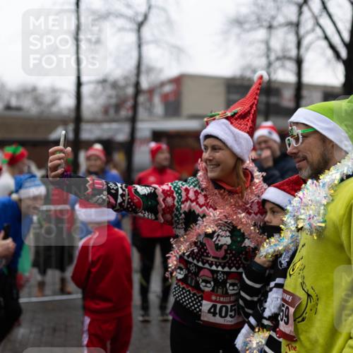 07.12.2025 - St. Pauli X-Mass-Run No. 15 Michael Strokosch http://msf.ph/oto/9363818 07.12.2025 12:16:39 Laufen 405, 5, 59 meine-sportfotos.de