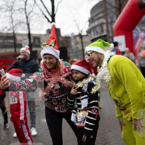07.12.2025 - St. Pauli X-Mass-Run No. 15 Michael Strokosch http://msf.ph/oto/9363836 07.12.2025 12:16:47 Laufen 3632, 122, 405, 2951, 18, 16 meine-sportfotos.de