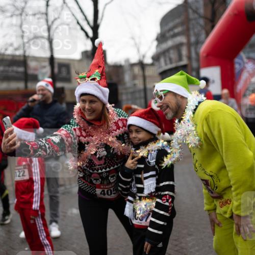 07.12.2025 - St. Pauli X-Mass-Run No. 15 Michael Strokosch http://msf.ph/oto/9363840 07.12.2025 12:16:47 Laufen 3632, 122, 405, 495 meine-sportfotos.de