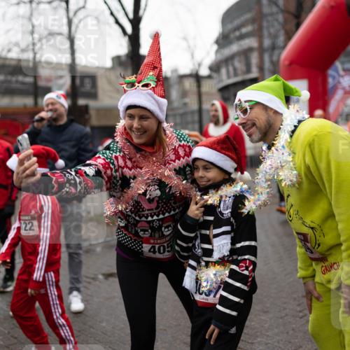 07.12.2025 - St. Pauli X-Mass-Run No. 15 Michael Strokosch http://msf.ph/oto/9363845 07.12.2025 12:16:47 Laufen 3692, 3639, 22, 405 meine-sportfotos.de