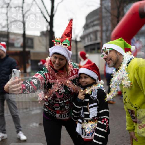 07.12.2025 - St. Pauli X-Mass-Run No. 15 Michael Strokosch http://msf.ph/oto/9363853 07.12.2025 12:16:48 Laufen 405, 1910 meine-sportfotos.de