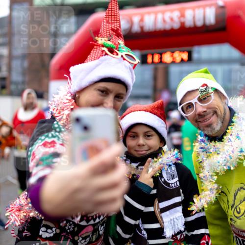 07.12.2025 - St. Pauli X-Mass-Run No. 15 Michael Strokosch http://msf.ph/oto/9363857 07.12.2025 12:16:52 Laufen 1869, 1910 meine-sportfotos.de