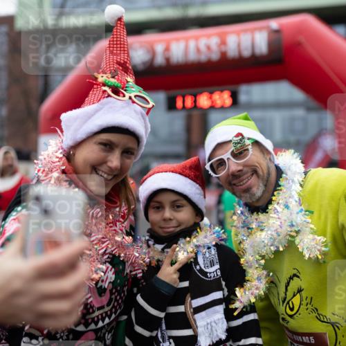 07.12.2025 - St. Pauli X-Mass-Run No. 15 Michael Strokosch http://msf.ph/oto/9363874 07.12.2025 12:16:53 Laufen 18635, 1910 meine-sportfotos.de