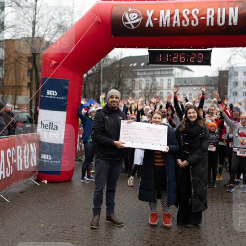 07.12.2025 - St. Pauli X-Mass-Run No. 15 Michael Strokosch http://msf.ph/oto/9363902 07.12.2025 12:26:27 Laufen 1, 18, 26, 29, 267, 42, 258, 013, 21, 12, 2025, 651 meine-sportfotos.de