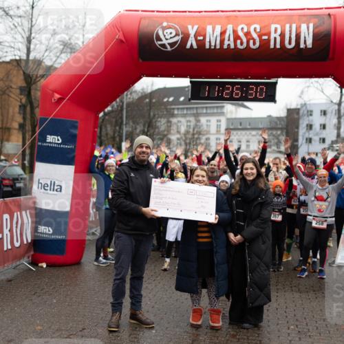07.12.2025 - St. Pauli X-Mass-Run No. 15 Michael Strokosch http://msf.ph/oto/9363921 07.12.2025 12:26:28 Laufen 00, 26, 30, 267, 13, 42, 25, 258, 651, 21, 12, 2025 meine-sportfotos.de