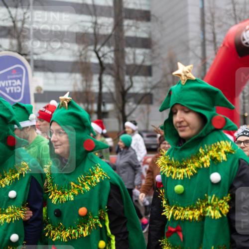 07.12.2025 - St. Pauli X-Mass-Run No. 15 Michael Strokosch http://msf.ph/oto/9363937 07.12.2025 12:30:12 Laufen 15, 11, 30 meine-sportfotos.de