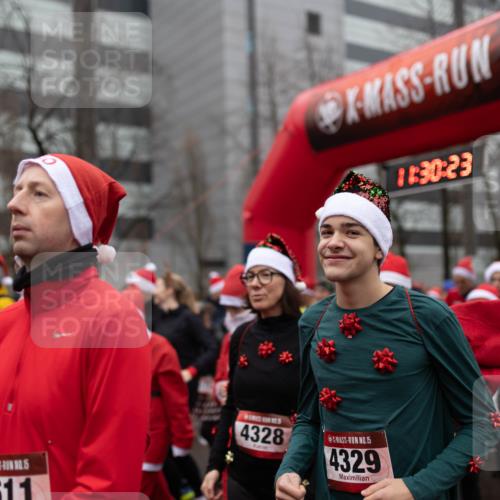 07.12.2025 - St. Pauli X-Mass-Run No. 15 Michael Strokosch http://msf.ph/oto/9363943 07.12.2025 12:30:21 Laufen 119, 15, 1611, 317, 1830, 23, 4328, 15, 4329, 107 meine-sportfotos.de