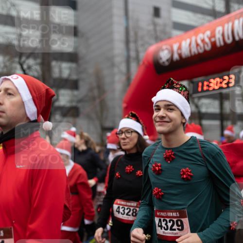 07.12.2025 - St. Pauli X-Mass-Run No. 15 Michael Strokosch http://msf.ph/oto/9363944 07.12.2025 12:30:21 Laufen 119, 15, 3157, 1830, 23, 4328, 15, 4329, 4107 meine-sportfotos.de