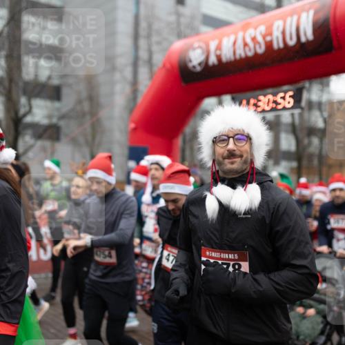 07.12.2025 - St. Pauli X-Mass-Run No. 15 Michael Strokosch http://msf.ph/oto/9363956 07.12.2025 12:30:54 Laufen 5, 73, 47, 1754, 30, 56, 15, 3672 meine-sportfotos.de