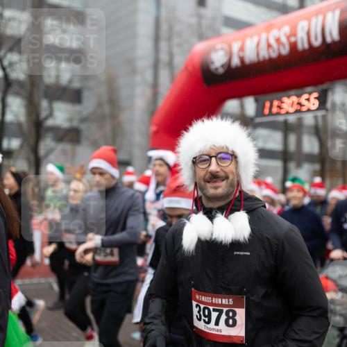 07.12.2025 - St. Pauli X-Mass-Run No. 15 Michael Strokosch http://msf.ph/oto/9363960 07.12.2025 12:30:54 Laufen 15, 3978, 11, 30, 56 meine-sportfotos.de