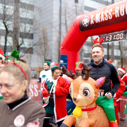 07.12.2025 - St. Pauli X-Mass-Run No. 15 Michael Strokosch http://msf.ph/oto/9363966 07.12.2025 12:30:58 Laufen 1, 31, 00, 10, 15, 3840, 3701, 1 meine-sportfotos.de