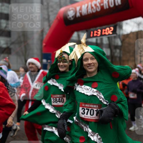 07.12.2025 - St. Pauli X-Mass-Run No. 15 Michael Strokosch http://msf.ph/oto/9363978 07.12.2025 12:31:00 Laufen 1, 36, 02, 15, 4167, 3840, 15, 3701, 20 meine-sportfotos.de