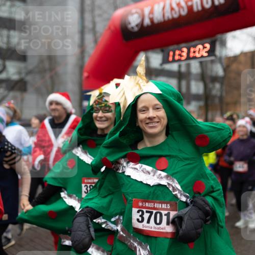 07.12.2025 - St. Pauli X-Mass-Run No. 15 Michael Strokosch http://msf.ph/oto/9363980 07.12.2025 12:31:00 Laufen 15, 7, 38, 15, 3701, 183, 102 meine-sportfotos.de