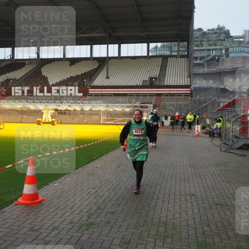 07.12.2025 - St. Pauli X-Mass-Run No. 15 Fabian Wolf http://msf.ph/oto/9364094 07.12.2025 10:04:27 Ziel 113, 1291, 1302, 1522, 1701, 1712, 1738, 1871, 2454, 3188, 3911, 4673 meine-sportfotos.de