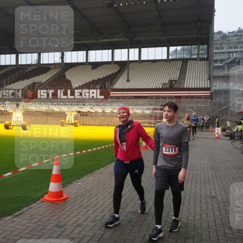 07.12.2025 - St. Pauli X-Mass-Run No. 15 Fabian Wolf http://msf.ph/oto/9364201 07.12.2025 10:05:12 Ziel 114, 202, 210, 292, 699, 1973, 1991, 2168, 2249, 2856, 2866, 3186, 3307, 3311 meine-sportfotos.de