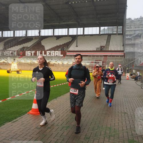 07.12.2025 - St. Pauli X-Mass-Run No. 15 Fabian Wolf http://msf.ph/oto/9364785 07.12.2025 10:08:50 Ziel 390, 707, 786, 789, 947, 1002, 1031, 1176, 2521, 3212, 3332, 3335, 3484, 3495, 3671, 3759, 3904, 3907, 4205, 4232, 4234, 4451 meine-sportfotos.de