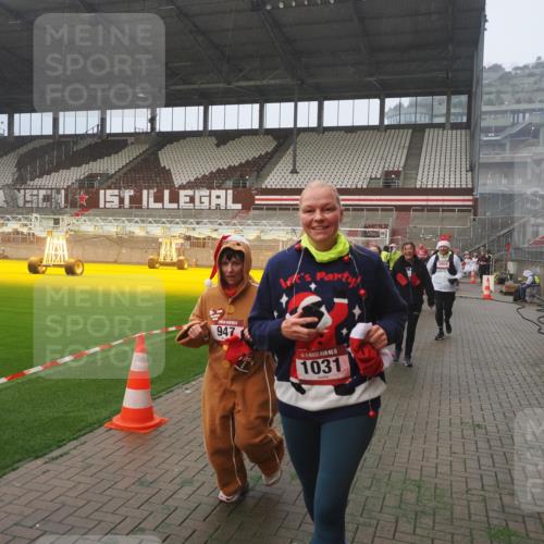 07.12.2025 - St. Pauli X-Mass-Run No. 15 Fabian Wolf http://msf.ph/oto/9364794 07.12.2025 10:08:52 Ziel 19, 390, 707, 786, 789, 947, 1002, 1031, 1176, 2521, 3212, 3300, 3332, 3335, 3484, 3671, 3891, 3904, 3907, 4232, 4234, 4451 meine-sportfotos.de