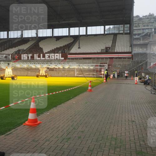 07.12.2025 - St. Pauli X-Mass-Run No. 15 Fabian Wolf http://msf.ph/oto/9365041 07.12.2025 10:10:37 Ziel 550, 964, 1571, 2083, 2087 meine-sportfotos.de