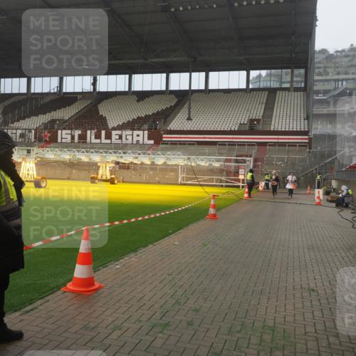 07.12.2025 - St. Pauli X-Mass-Run No. 15 Fabian Wolf http://msf.ph/oto/9365043 07.12.2025 10:10:39 Ziel 550, 964, 1571, 1768, 4885 meine-sportfotos.de