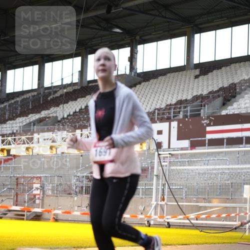 07.12.2025 - St. Pauli X-Mass-Run No. 15 Patografie http://msf.ph/oto/9366263 07.12.2025 10:50:56 Ziel 249, 381, 564, 769, 1691, 2737, 2738, 4535, 4537, 4881 meine-sportfotos.de