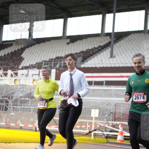 07.12.2025 - St. Pauli X-Mass-Run No. 15 Patografie http://msf.ph/oto/9366280 07.12.2025 10:51:26 Ziel 1047, 2103, 2105, 2327, 2332, 2642, 2643, 2674, 2959 meine-sportfotos.de