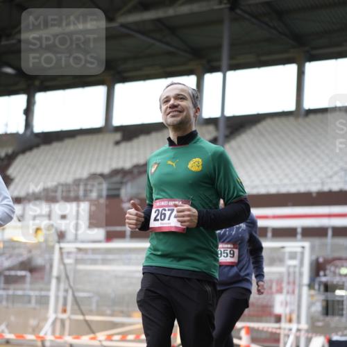 07.12.2025 - St. Pauli X-Mass-Run No. 15 Patografie http://msf.ph/oto/9366282 07.12.2025 10:51:26 Ziel 1047, 2103, 2105, 2327, 2332, 2642, 2643, 2674, 2959 meine-sportfotos.de