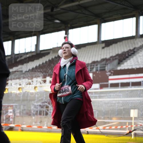 07.12.2025 - St. Pauli X-Mass-Run No. 15 Patografie http://msf.ph/oto/9366373 07.12.2025 10:52:02 Ziel 27, 1964, 1982, 1984, 2165, 2287, 2289, 2592, 2661, 4550, 4865, 4879, 4880 meine-sportfotos.de