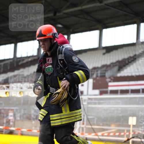 07.12.2025 - St. Pauli X-Mass-Run No. 15 Patografie http://msf.ph/oto/9366381 07.12.2025 10:52:07 Ziel 27, 499, 506, 654, 931, 1098, 2287, 2289, 2592, 2661, 4550, 4864, 4865, 4866, 4879, 4880 meine-sportfotos.de