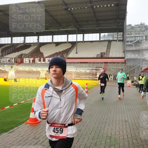 07.12.2025 - St. Pauli X-Mass-Run No. 15 Fabian Wolf http://msf.ph/oto/9366452 07.12.2025 10:20:13 Ziel 459, 1364, 1553, 1903, 2238, 2751, 2855, 3846, 3871, 4042, 4071, 4503 meine-sportfotos.de