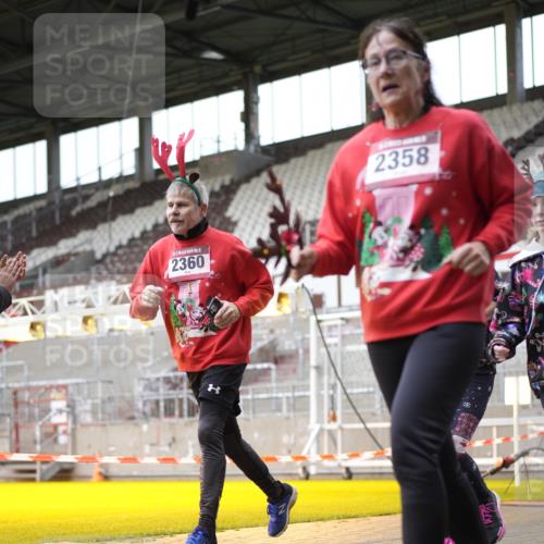 07.12.2025 - St. Pauli X-Mass-Run No. 15 Patografie http://msf.ph/oto/9366516 07.12.2025 10:54:28 Ziel 656, 1177, 1489, 2286, 2328, 2358, 2360, 2832, 3391, 3437 meine-sportfotos.de
