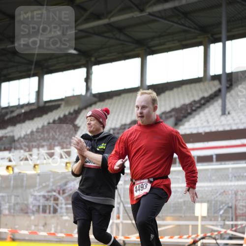 07.12.2025 - St. Pauli X-Mass-Run No. 15 Patografie http://msf.ph/oto/9366560 07.12.2025 10:55:55 Ziel 2485, 4493 meine-sportfotos.de