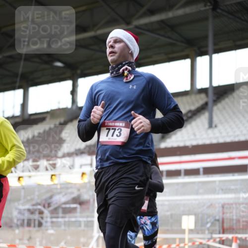 07.12.2025 - St. Pauli X-Mass-Run No. 15 Patografie http://msf.ph/oto/9366668 07.12.2025 10:57:13 Ziel 130, 251, 280, 773, 1097, 1099, 1387, 2290, 2296, 2297, 2298, 2665, 3064, 3067 meine-sportfotos.de