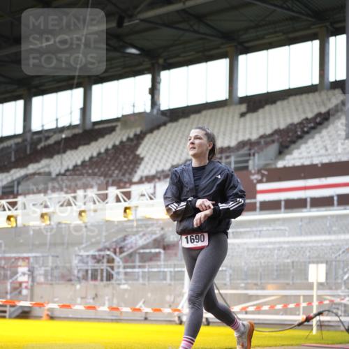 07.12.2025 - St. Pauli X-Mass-Run No. 15 Patografie http://msf.ph/oto/9366706 07.12.2025 10:57:54 Ziel 43, 75, 170, 234, 1390, 1690 meine-sportfotos.de