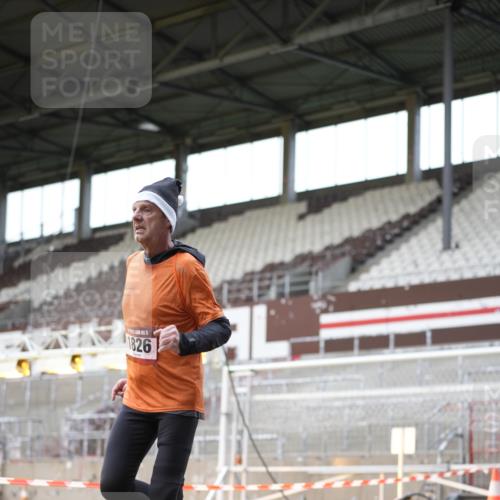07.12.2025 - St. Pauli X-Mass-Run No. 15 Patografie http://msf.ph/oto/9366821 07.12.2025 10:59:23 Ziel 1826, 2719, 2720, 2721, 2727 meine-sportfotos.de