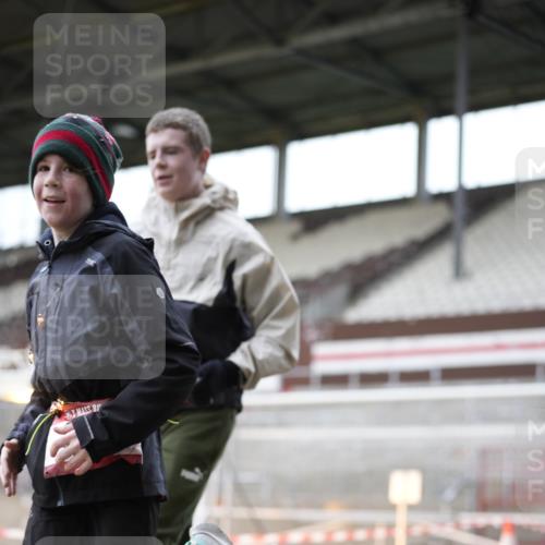 07.12.2025 - St. Pauli X-Mass-Run No. 15 Patografie http://msf.ph/oto/9366827 07.12.2025 10:59:30 Ziel 301, 306, 420, 1826, 2721, 2727, 4128 meine-sportfotos.de