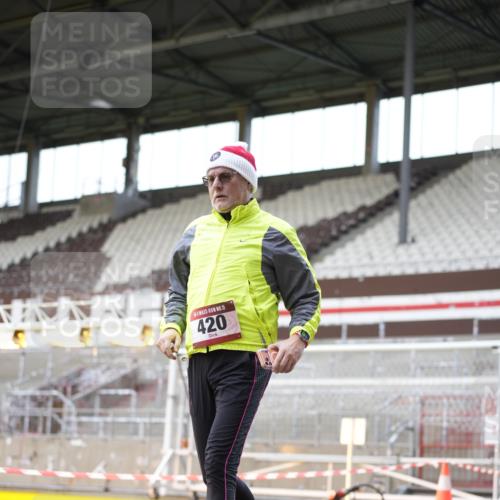07.12.2025 - St. Pauli X-Mass-Run No. 15 Patografie http://msf.ph/oto/9366832 07.12.2025 10:59:32 Ziel 301, 306, 420, 1826, 4128 meine-sportfotos.de
