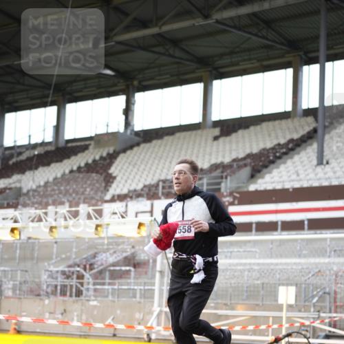 07.12.2025 - St. Pauli X-Mass-Run No. 15 Patografie http://msf.ph/oto/9366841 07.12.2025 10:59:56 Ziel 529, 1482, 1558, 1702, 3586 meine-sportfotos.de
