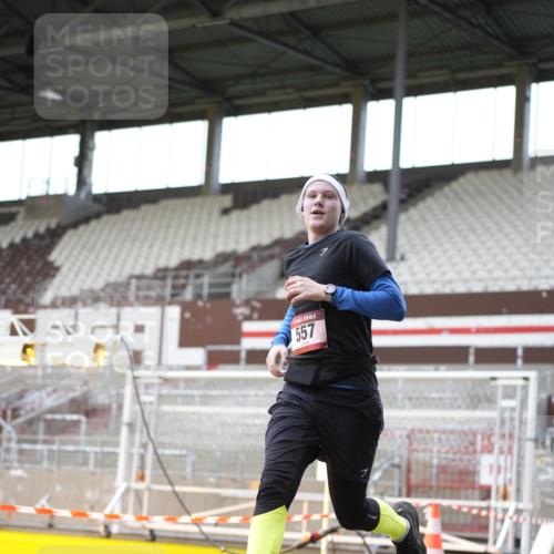 07.12.2025 - St. Pauli X-Mass-Run No. 15 Patografie http://msf.ph/oto/9366944 07.12.2025 11:01:07 Ziel 89, 132, 139, 557, 1705 meine-sportfotos.de