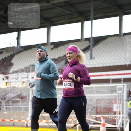 07.12.2025 - St. Pauli X-Mass-Run No. 15 Patografie http://msf.ph/oto/9367006 07.12.2025 11:01:42 Ziel 336, 376, 1045, 1048, 1067, 1637, 1640 meine-sportfotos.de