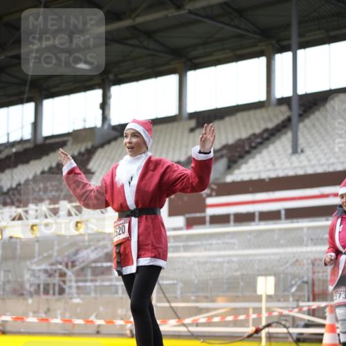 07.12.2025 - St. Pauli X-Mass-Run No. 15 Patografie http://msf.ph/oto/9367055 07.12.2025 11:02:15 Ziel 95, 193, 314, 317, 847, 1143, 1611, 2329, 2519, 2520 meine-sportfotos.de